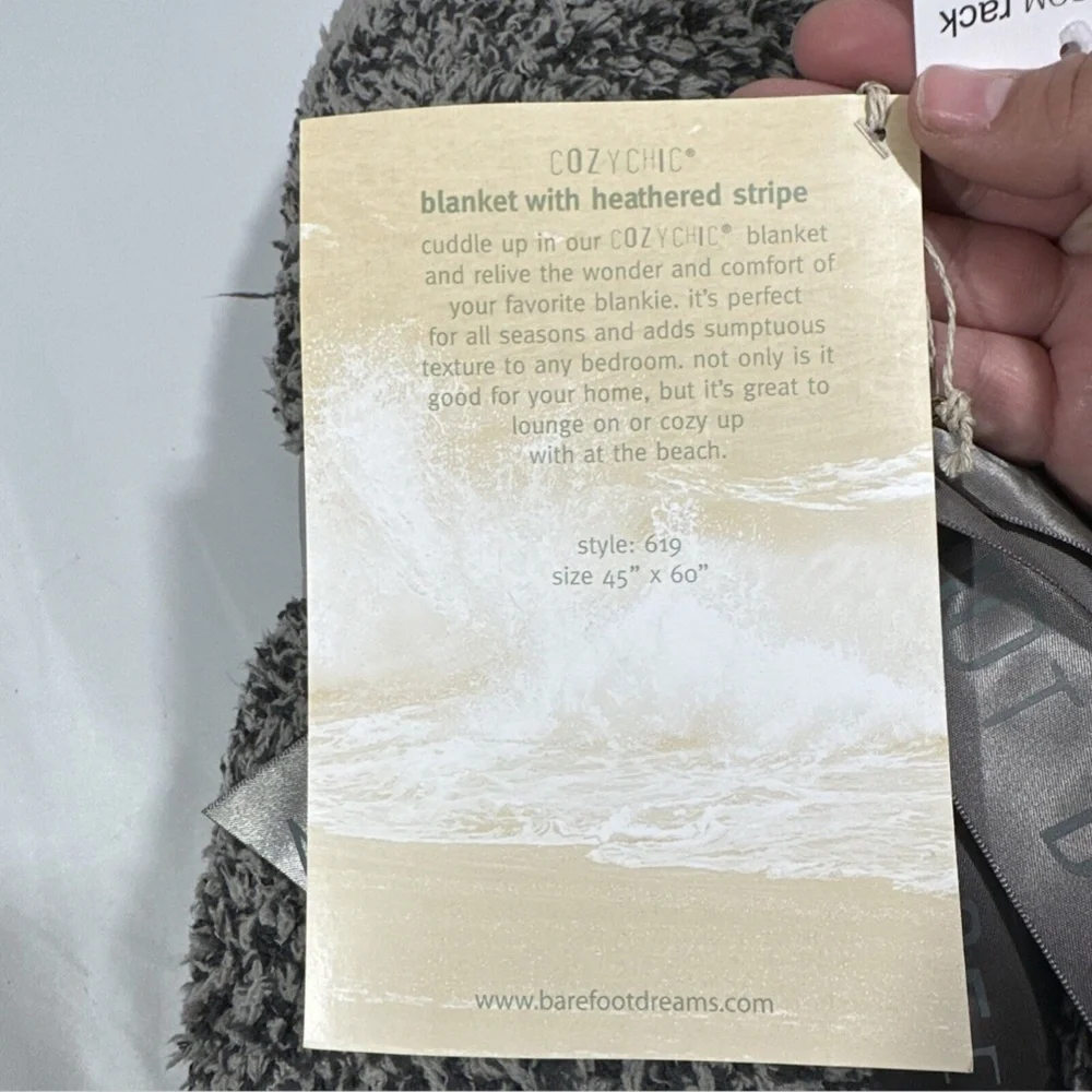NWT $120 Barefoot Dreams CozyChic‎ Heathered Stripe Throw Warm Gray/Carbon